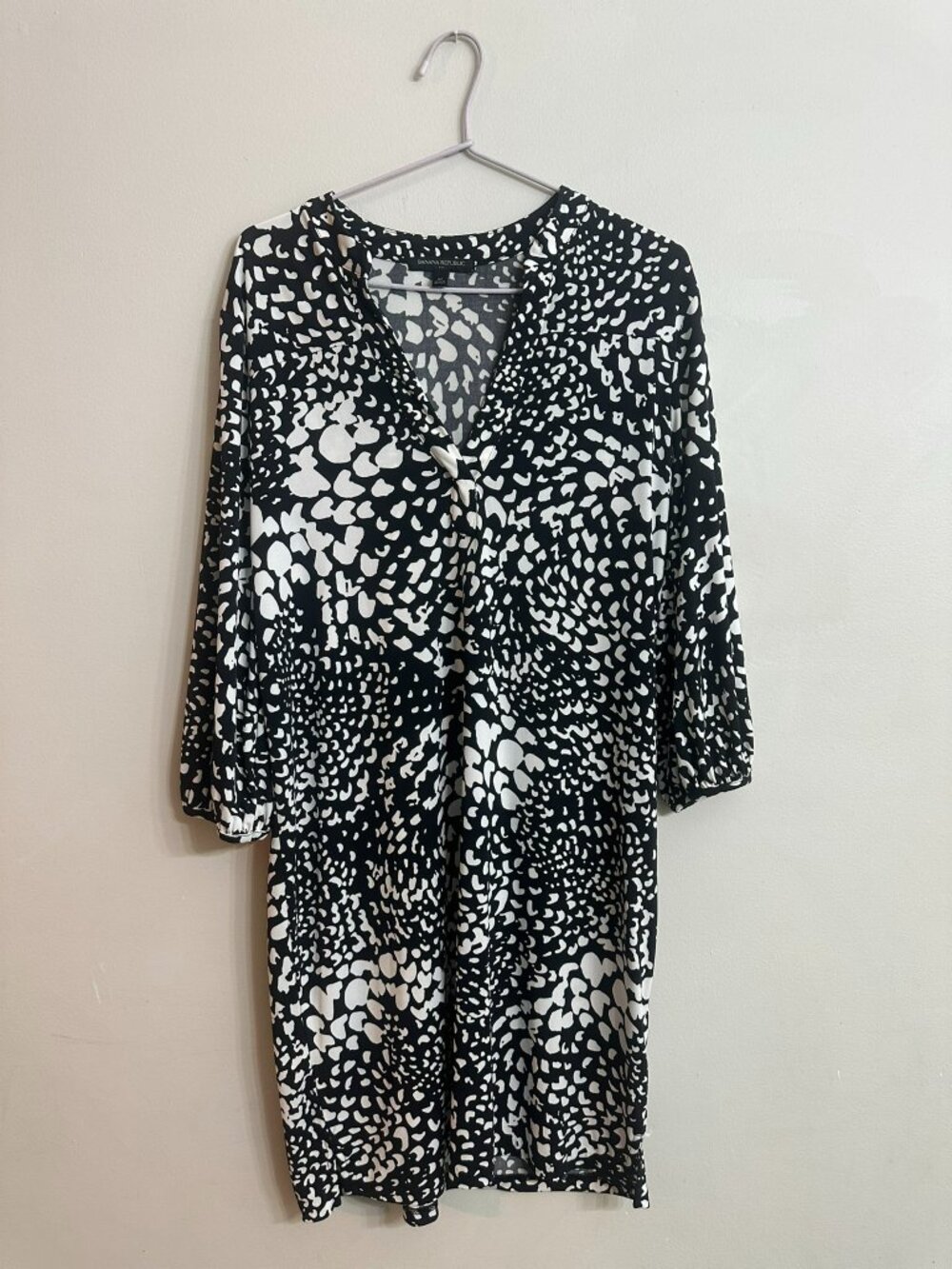 Banana Republic Black White Abstract Print Knit Dress Medium Travel Career - Picture 2 of 8